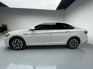 <span class=keywords><strong>รถยนต์</strong></span>มือสอง Sagitar 2023 รุ่น 280TSI DSG <span class=keywords><strong>Transcend</strong></span> Edition Lite 5 ที่นั่ง เครื่องยนต์เทอร์โบ พวงมาลัยซ้าย ล้อแม็ก R17 หลังคาซันรูฟแบบพาโนรามา - Product Image 3