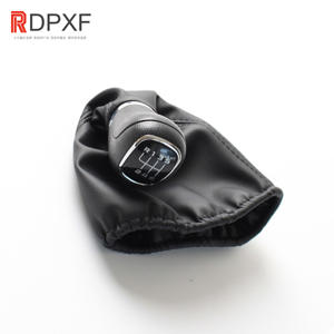 Levier de vitesses noir 5/6 vitesses avec housse en cuir pour <span class=keywords><strong>Skoda</strong></span> <span class=keywords><strong>Fabia</strong></span> VW Golf 3/<span class=keywords><strong>4</strong></span>/5/6, compatibilité avec toutes les générations. - Product Image 4