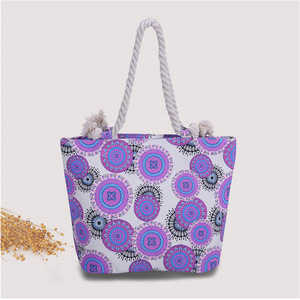 Sac fourre-tout pliable pour femme, motif floral décontracté, graffiti, en toile de coton réutilisable, avec fermeture éclair, écologique - Product Image 1