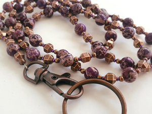 Cordón Personalizado Retro con Cuentas de Jaspe, Porta Credenciales, Color Morado, Cobre Antiguo, Piedras Preciosas Naturales - Product Image 4