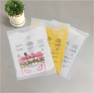 Environmentally Friendly Recyclable Clothing Packaging Bags Frosted Zipper Plastic With Warning Message