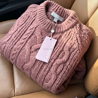 Étiquettes suspendues personnalisées en papier couché imprimées en couleur avec logo, taille et forme sur mesure, cordon en polyester, scellées, pour emballage de vêtements de détail