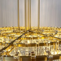 Lustre en cristal et laiton de luxe, luminaire suspendu rond moderne avec prismes en cristal pour salon, villa, hall d'hôtel