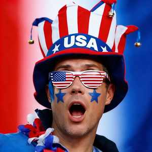 Gorro de Bufón Patriótico Personalizado con Campanas y Gafas de Sol, Conjunto Rojo, Blanco y Azul, Disfraz para Fanáticos del Torneo de Fútbol 2026 - Product Image 2