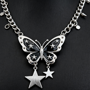 بيع بالجملة مخصص الفولاذ المقاوم للصدأ لطيف فراشة قلادة كريس غرامة الأزياء والمجوهرات قلادات ل 316l للرجال والنساء - Product Image 3