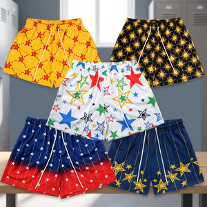 Pantalones Cortos de Baloncesto de Malla de Doble Capa Sublimados Personalizados de Poliéster de Alta Calidad con Estampado Completo de Estrellas y Entrepierna de 5 Pulgadas - Product Image 2