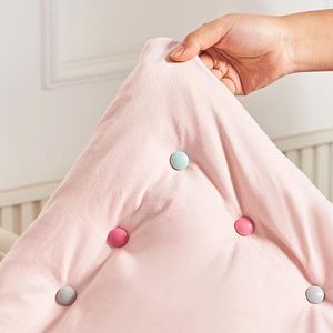 Juego de Sujetadores para Edredones, 12 mm, Cabeza Redonda, Empujador de Agujas, Color Aleatorio, 8 Juegos por Paquete, Clavos Antideslizantes de Seguridad para Fijar Esquinas de Fundas de Edredón - Product Image 1