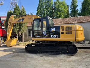 Excavatrice CAT 320CL avec godet de terrassement d'une capacité de 0,32 m³, poids opérationnel de 20 tonnes, d'occasion - Product Image 3