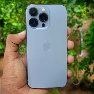 iPhone <span class=keywords><strong>13</strong></span> <span class=keywords><strong>Pro</strong></span> <span class=keywords><strong>Max</strong></span> รุ่นยุโรป ของแท้ พร้อมเครื่องหมายรับรอง CE เกรด A+ สภาพเหมือนใหม่ - Product Image 1