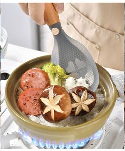 Ustensiles de cuisine en silicone résistant à la chaleur personnalisés, spatule, louche, cuillère à riz, ensemble de 3 pièces, poignées en bois, compatibles lave-vaisselle - Product Image 3