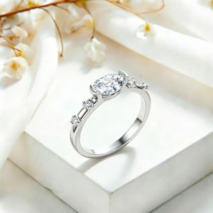 Anillo de Eternidad de Plata 925 con Circonitas para Mujer, Anillo de Compromiso y Boda con Hilera de Diamantes CZ - Product Image 5