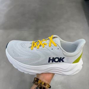 Zapatos Deportivos HOKAS para Hombre, de Fibra de Carbono, Ligeros, de Lujo, de Alta Gama, Zapatos para Caminar de Calidad para Mujer - Product Image 3