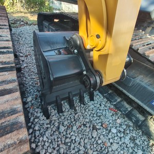 Excavatrice sur chenilles Caterpillar 305 2020 Japon Moteur diesel d'origine Excellent état Pompe neuve Moteur 5350KG Godet de 0,22m - Product Image 2