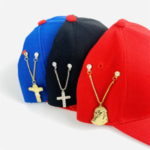 เข็มกลัดโลหะสีทองเคลือบอ่อนแบบกำหนดเอง,เข็มกลัดติดปกเสื้อปี3d เคลือบแข็งรูปพระเยซูครอสเชนเข็มกลัดโลหะพร้อมพลอยเทียม - Product Image 5