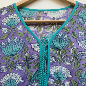 2023 colección al por mayor tie Dye caftán largo con cuello en V medias mangas tela de rayón vestido holgado con abertura lateral caftán de primavera - Product Image 1