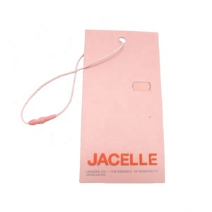 Étiquettes suspendues en plastique noir Grment et étiquette en feuille d'argent Deboss Rope avec logo - Product Image 3