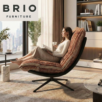 Fauteuil inclinable à bascule de style moderne pour les pauses déjeuner sur le balcon
