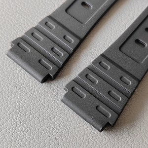 Bracelet en résine TPU à dégagement rapide, interface carrée, double boucle argent-noir, compatible avec <span class=keywords><strong>Casio</strong></span> DW5600 DW6900 GA2100 GW M5610 - Product Image 4