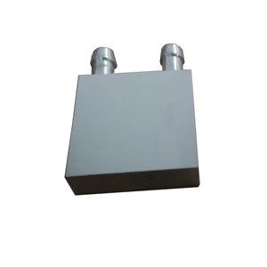 Bloque <span class=keywords><strong>de</strong></span> refrigeración por agua líquida <span class=keywords><strong>de</strong></span> aluminio 40*40*12mm Placa <span class=keywords><strong>de</strong></span> disipador <span class=keywords><strong>de</strong></span> calor <span class=keywords><strong>de</strong></span> CPU para carcasa <span class=keywords><strong>de</strong></span> ordenador - Product Image 1