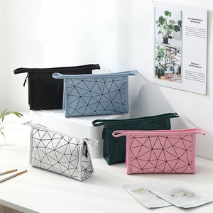 Bolsa de cosméticos con diseño de diamantes, diseño geométrico, impermeable, expandible, para uso diario de las mujeres - Product Image 2