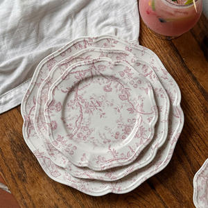 Set di Tazza <span class=keywords><strong>da</strong></span> <span class=keywords><strong>Caffè</strong></span> in Ceramica con Piattino e Piatti in Stile Francese <span class=keywords><strong>Vintage</strong></span> con Motivo Floreale Rosa all'Ingrosso - Product Image 4