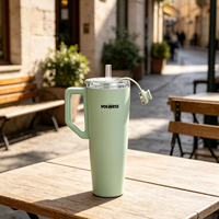 Mug à café isotherme en acier inoxydable avec couvercle et poignée, base antidérapante, joint anti-fuite, poignée ergonomique, design simple, idéal pour le camping