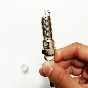 4PCS ILNAR8B7G 91970 Bujía de iridio para Opel VAUXHALL ADAM ASTRA CASCADA CORSA-E <span class=keywords><strong>INSIGNIA</strong></span> ZAFIRA 1.0L 1.2L 1.4L 1.5L 1.6L - Product Image 4