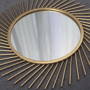 PARISLOFT Miroir mural rond en métal doré, salon décoratif, décor de miroir Boho, diamètre 31.5 ". - Product Image 1