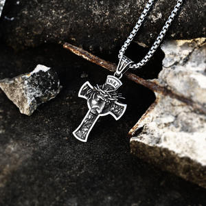 SS8-068P Collar con Colgante de Cruz Simple de Acero Inoxidable para Hombre, Estilo Cristiano, Soldado de Acero, <span class=keywords><strong>Cristo</strong></span> Jesús - Product Image 4