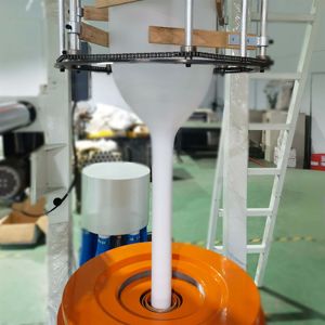 Machine de soufflage de film plastique à entraînement motorisé pour film LDPE HDPE, avec enrouleur automatique et machine de découpe de film de paillage - Product Image 3