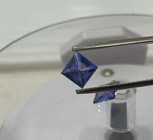 Qualité Superfine 8mm Hauteur Taille Libre Tanzanite Forme Carrée Princesse Coupe Cristal Bleu pour Colliers Loupe Propre Naturel - Product Image 2