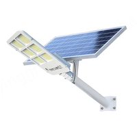 Lampadaire solaire à LED alimenté par batterie, en aluminium, IP65, 200W-1000W, avec une forte luminosité pour une utilisation en extérieur