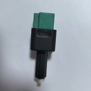 สวิตช์ไฟเบรกนิสสัน อินฟินิตี้ 25320-AX10A สำหรับเปลี่ยนซ่อม 2002-2024 - Product Image 1