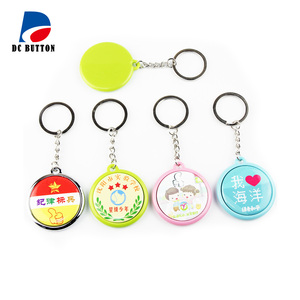 Le matériel coloré de porte-clés à un côté peut être transformé en produits finis 25,32,37mm - Product Image 3