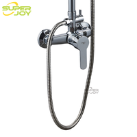 Kit de douche apparent rond chromé Essentials, coloré or et noir, avec barre coulissante, système de colonne de douche moderne pour maison et hôtel, mitigeur