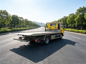 Camion de remorquage à plateau Foton Aumark S3 4x2 170HP 9 tonnes avec treuil hydraulique, véhicule d'assistance routière à vendre - Product Image 4