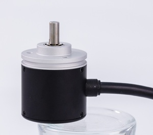 Encodeur magnétique absolu ABST futuriste avec fixation par vis et sortie NPN/PNP - Product Image 1