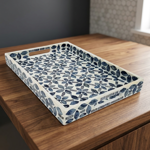 Plateau de service rectangulaire en bois avec incrustation de feuilles bleues, fait main, motif décoratif moderne, qualité supérieure, plateau de table de luxe - Product Image 1