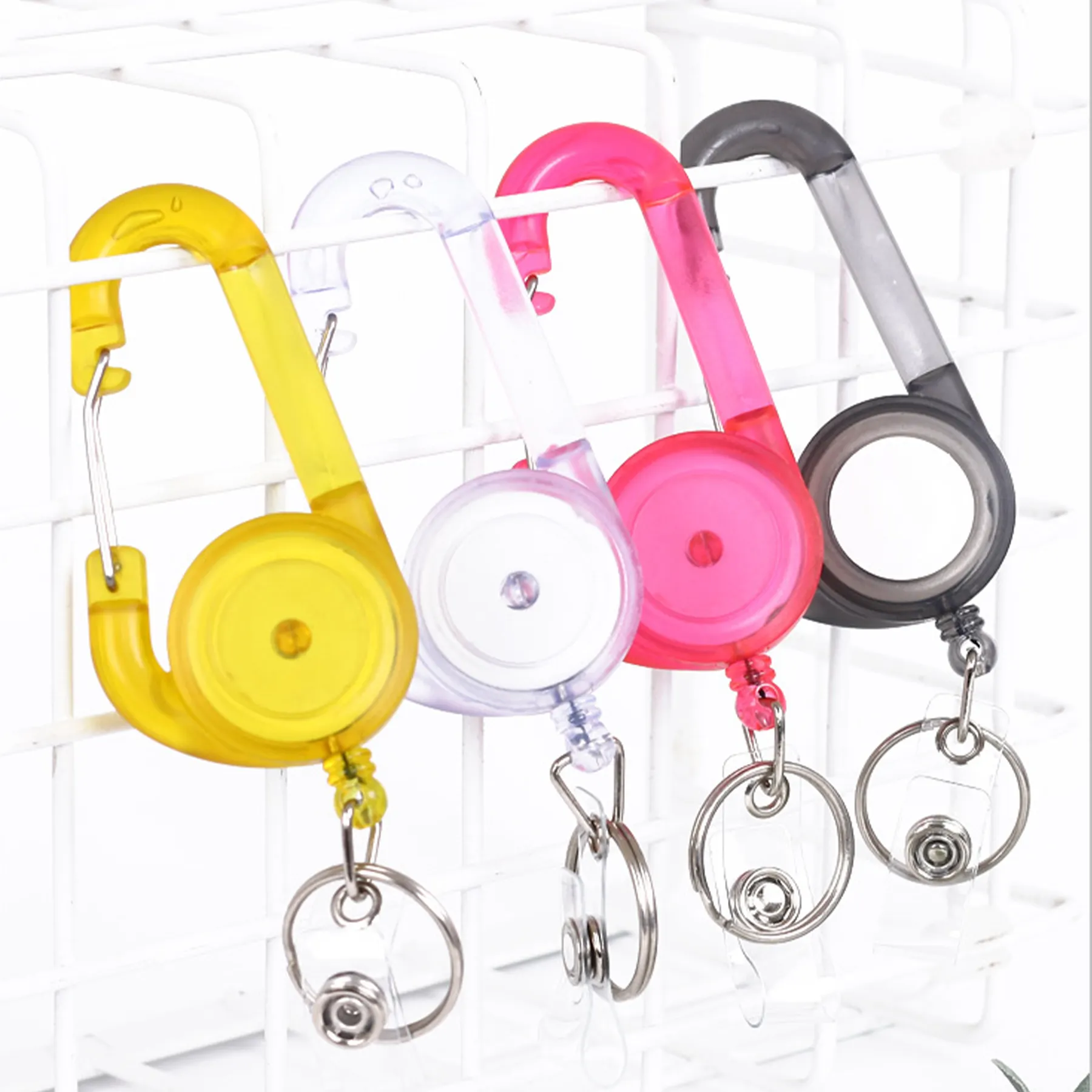 헤비 듀티 개폐식 풀 ID 릴 배지 끈 카라비너 클립 다채로운 쉘 문자열 디자인 열쇠 고리 개폐식 키 체인