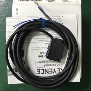 เซ็นเซอร์โฟโตอิเล็กทริกแบบมีแอมพลิฟายเออร์ในตัวรุ่น Pz-g51n ของญี่ปุ่น และสายเคเบิลแบบส่งสัญญาณทรงสี่เหลี่ยมชนิด NPN - Product Image 1