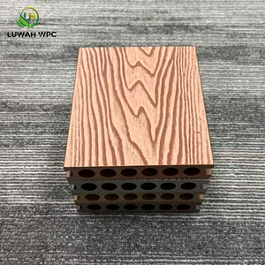 Panneau de carreaux de sol stratifié en bois rouge gaufré 3d pour terrasse de maison de jardin pour <span class=keywords><strong>allée</strong></span> de cour - Product Image 5
