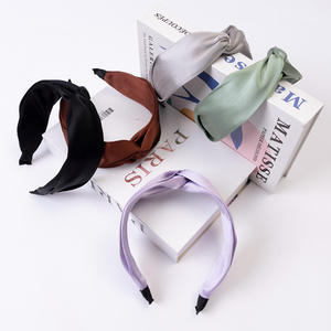 Bandeau en Soie Torsadée 30 Mommes Couleur Unie Luxe Écologique pour <span class=keywords><strong>Femme</strong></span> Mariage Haute Durabilité Logo Personnalisé - Product Image 1