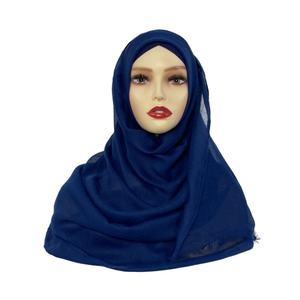 Pañuelo liso <span class=keywords><strong>de</strong></span> polialgodón para mujer malaya, ligero, mezcla <span class=keywords><strong>de</strong></span> poliéster, <span class=keywords><strong>tela</strong></span> <span class=keywords><strong>de</strong></span> velo completo, chal étnico con tonalidades azul marino - Product Image 5