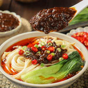 Salsa per Noodles di Chongqing Pronta all'Uso, Autentica Pasta dello Sichuan, Cibo Tradizionale Cinese all'Ingrosso per Casa e Ristorante - Product Image 5