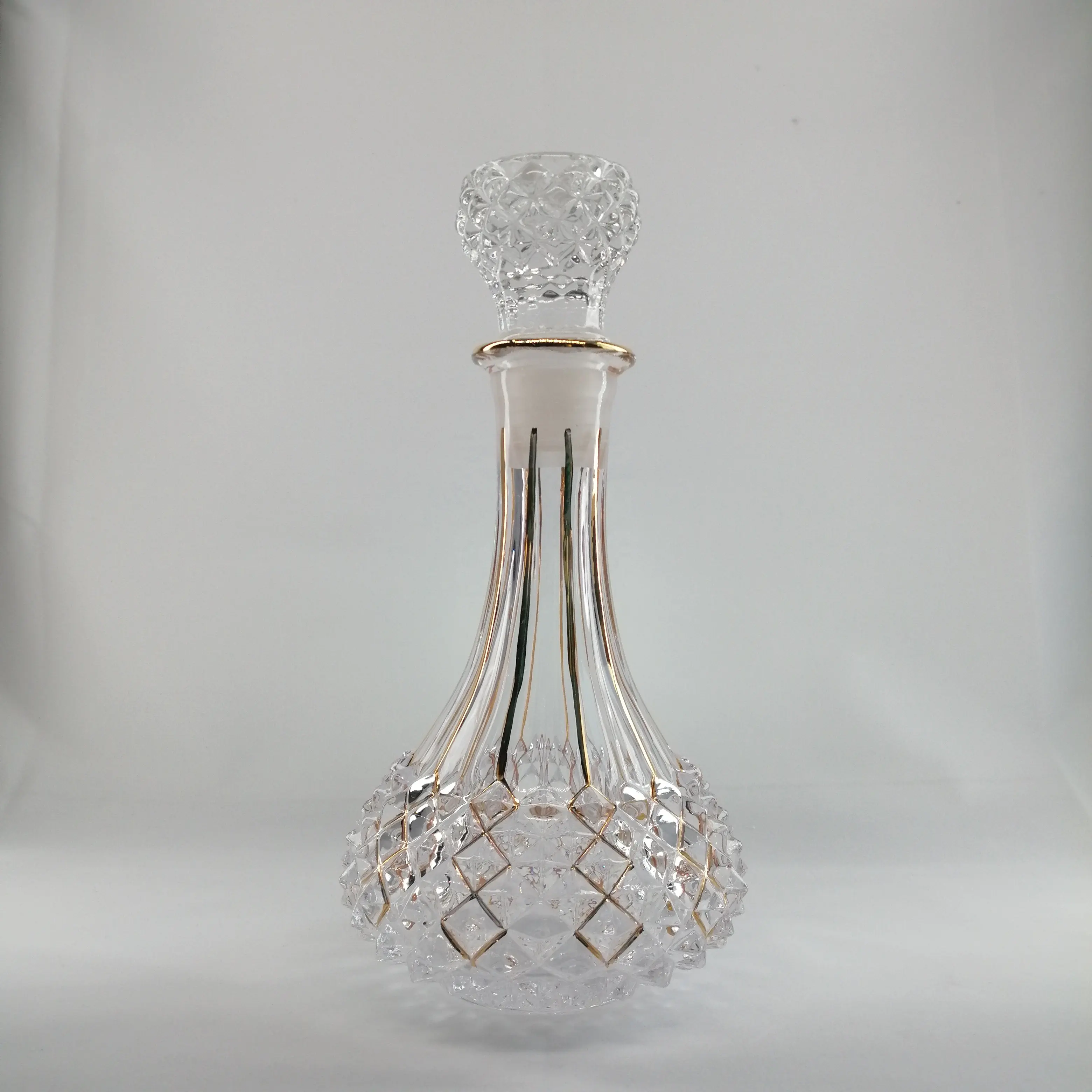 Fashion Phnom Penh Crystal Glass Whisky decanter bottle wine drinking with crystal glass lid