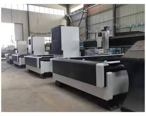 Machine de découpe laser CNC industrielle automatique de haute précision pour la découpe de métaux avec moteur servo 380V - Product Image 2