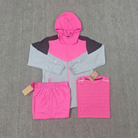 Ensemble 3 pièces à séchage rapide, sweat à capuche coloré, t-shirt, style confortable pour la course, coupe-vent et protection solaire
