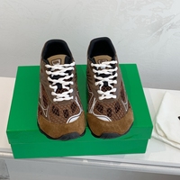 Vente en gros directe d'usine de baskets rétro en mesh pour les commandes en gros |   Chaussures décontractées en marque privée OEM/ODM