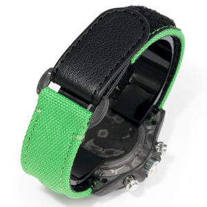 Reloj Circular de Fibra de Carbono Verde y Blanco 2025, Colores Brillantes Ideales para Fiestas en Yates y Vacaciones de Lujo - Product Image 6