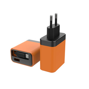 Chargeur mural PD 65W à charge rapide Type-C avec câble rétractable et pliable, sortie 5V/3A pour téléphones mobiles et tablettes, en ABS, marque privée - Product Image 2